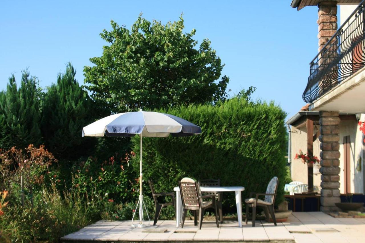 1 Bedroom House 20Min Walk To Centre In Tournus Exterior foto