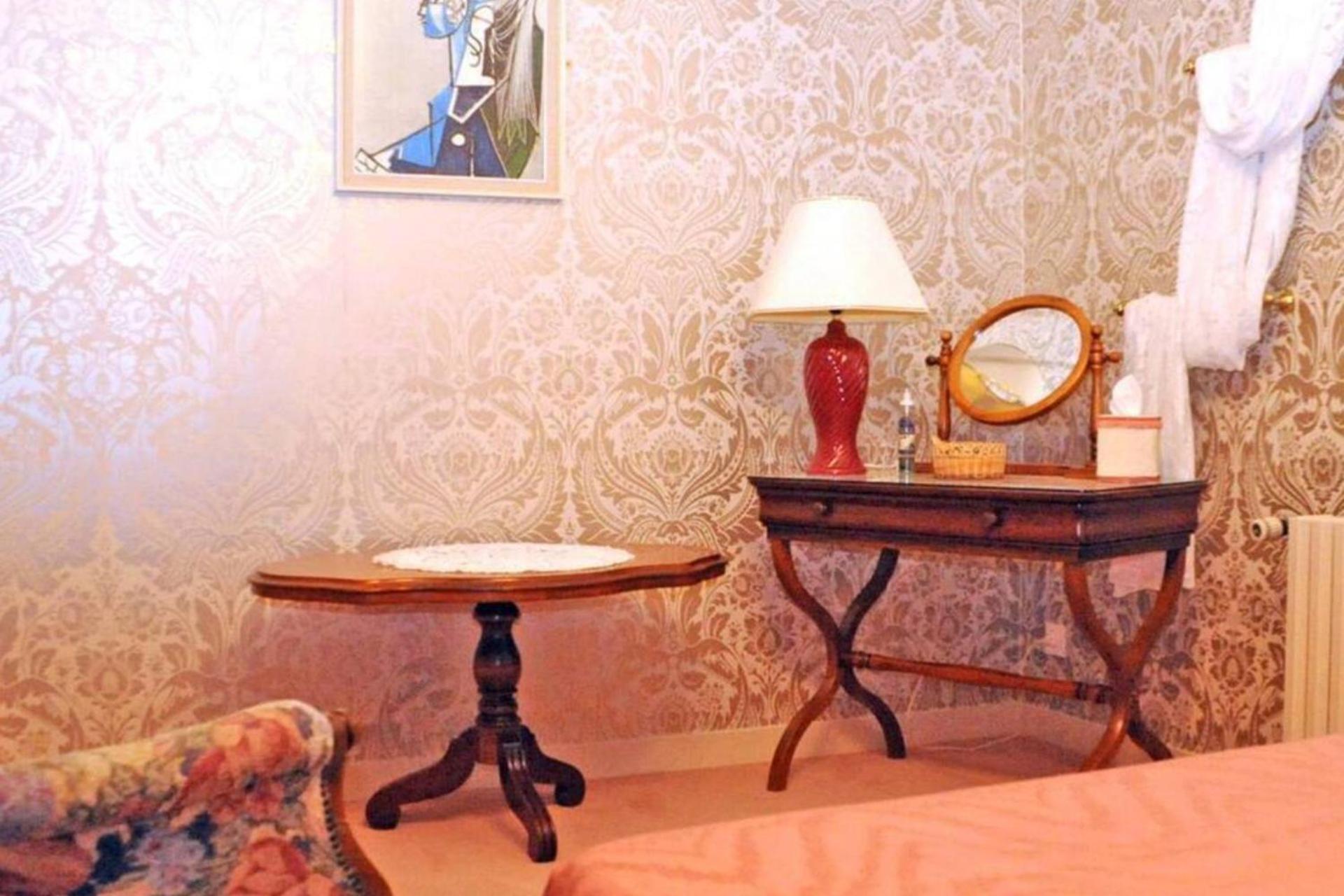 1 Bedroom House 20Min Walk To Centre In Tournus Exterior foto